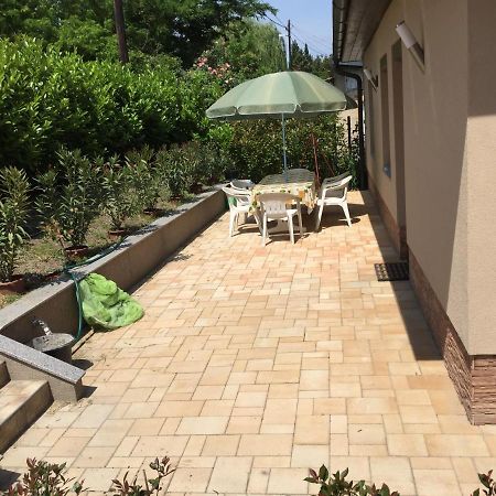 House Carlo Ponty Apartment Tass Bagian luar foto