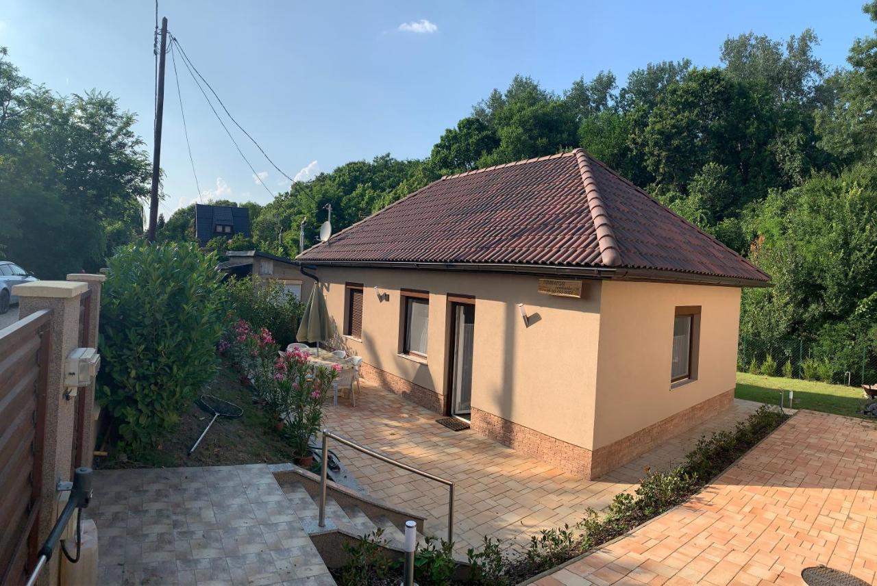 House Carlo Ponty Apartment Tass Bagian luar foto